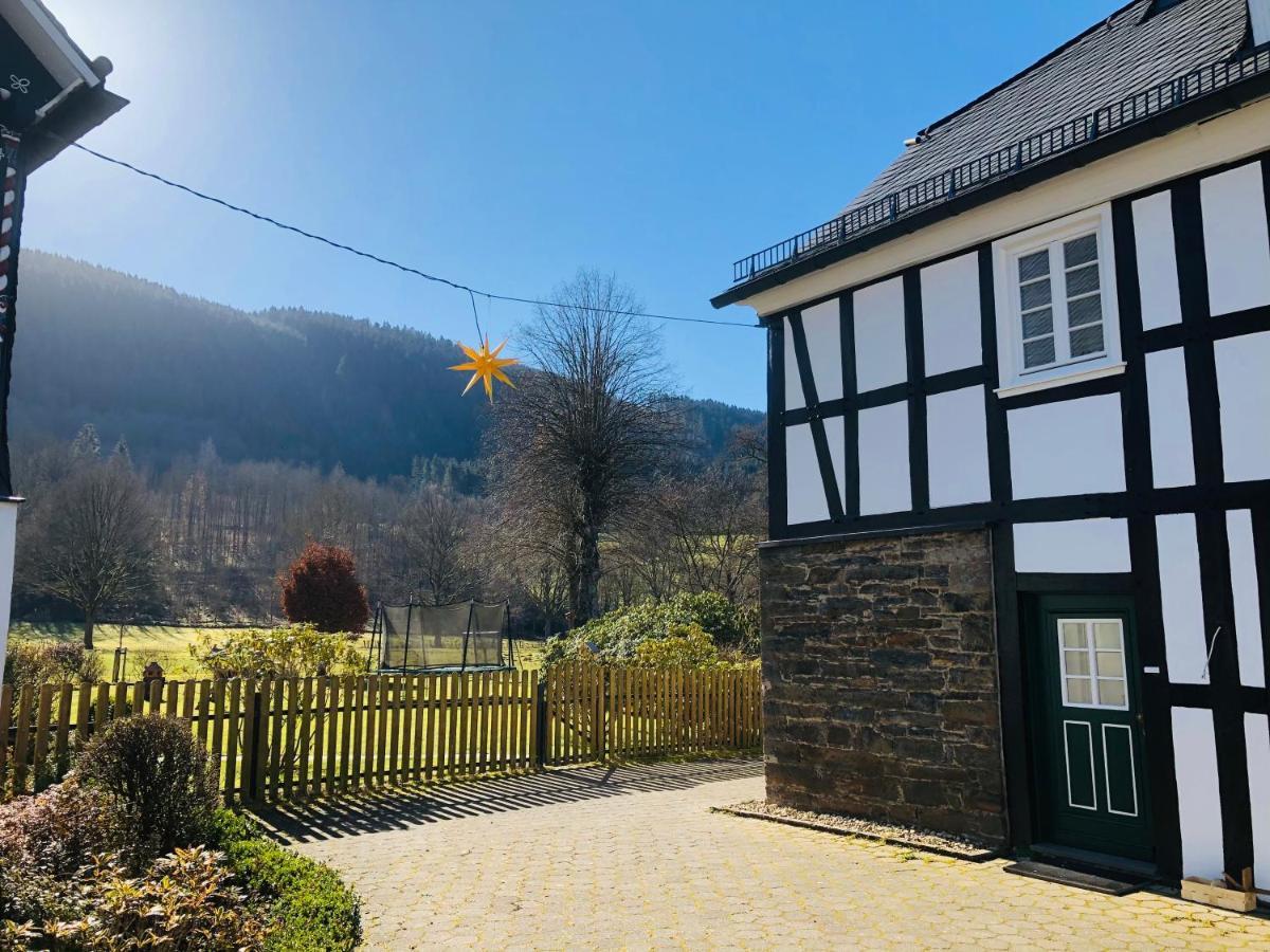 Ferienwohnung Waldblick Lennestadt Buitenkant foto